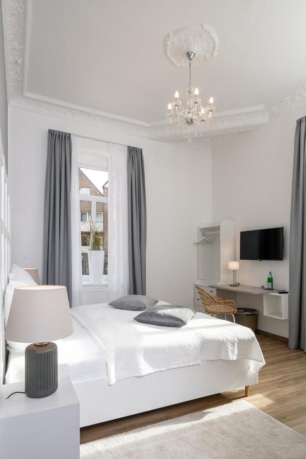 Hotel Markt 5 - Inmitten Der Luebbecker Altstadt, Kostenloser Parkplatz Direkt Am Hotel لوبيكه المظهر الخارجي الصورة