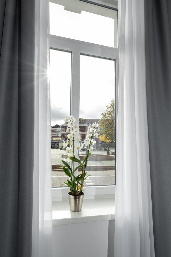 Hotel Markt 5 - Inmitten Der Luebbecker Altstadt, Kostenloser Parkplatz Direkt Am Hotel لوبيكه المظهر الخارجي الصورة